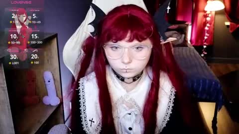 Snapshot of draculaura_ chatting on 04.16.26 Draculaura online show from 04.16.26