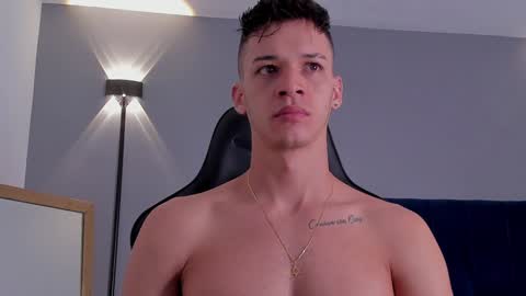 Snapshot of drake_carter1 chatting on 12.24.24 drake_carter1 online show from 12.24.24