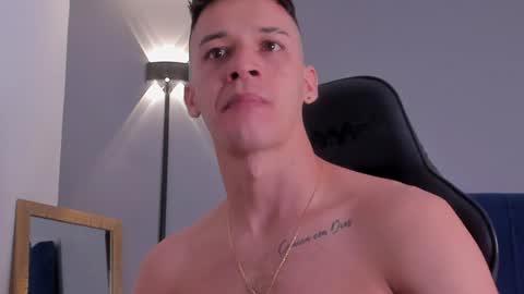 Snapshot of drake_carter1 chatting on 01.21.25 drake_carter1 online show from 01.21.25