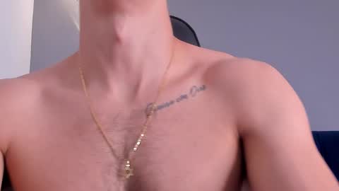 Snapshot of drake_carter1 chatting on 02.19.25 drake_carter1 online show from 02.19.25