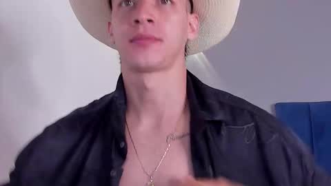 Snapshot of drake_carter1 chatting on 11.05.25 drake_carter1 online show from 11.05.25