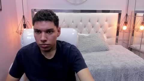 Snapshot of drake_miller7 chatting on 12.14.25 Drake Miller online show from 12.14.25