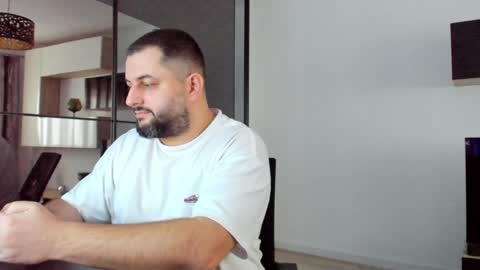 Snapshot of draven_a chatting on 01.26.25 Draven A online show from 01.26.25