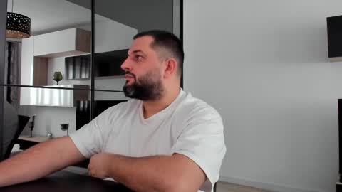 Snapshot of draven_a chatting on 02.13.25 Draven A online show from 02.13.25