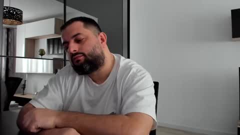 Snapshot of draven_a chatting on 02.14.25 Draven A online show from 02.14.25