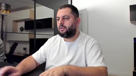 Snapshot of draven_a chatting on 02.15.25 Draven A online show from 02.15.25