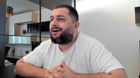 Snapshot of draven_a chatting on 02.15.25 Draven A online show from 02.15.25