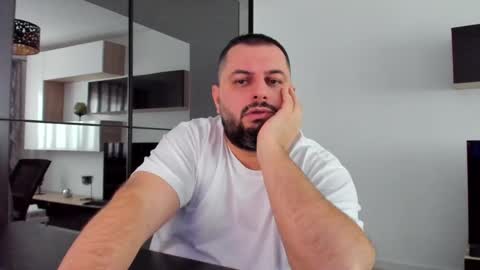 Snapshot of draven_a chatting on 02.24.25 Draven A online show from 02.24.25