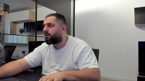 Snapshot of draven_a chatting on 02.25.25 Draven A online show from 02.25.25