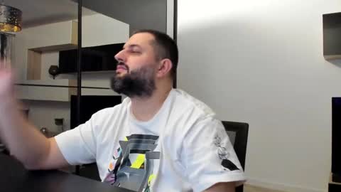 Snapshot of draven_a chatting on 03.04.25 Draven A online show from 03.04.25