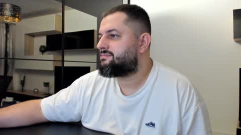 Snapshot of draven_a chatting on 03.10.25 Draven A online show from 03.10.25