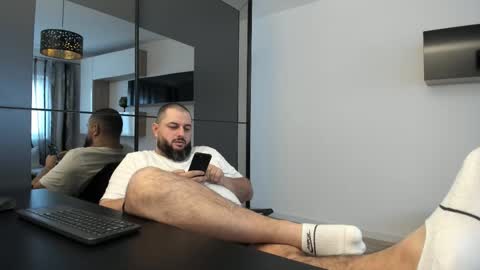 Snapshot of dravenpeak chatting on 10.23.25 DravenPeak online show from 10.23.25