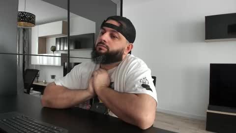 Snapshot of dravenpeak chatting on 01.12.26 DravenPeak online show from 01.12.26