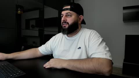 Snapshot of dravenpeak chatting on 03.01.26 DravenPeak online show from 03.01.26