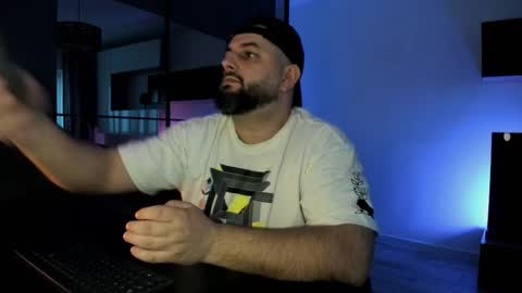 Snapshot of dravenpeak chatting on 03.21.26 DravenPeak online show from 03.21.26