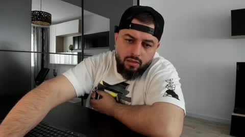 Snapshot of dravenpeak chatting on 03.23.26 DravenPeak online show from 03.23.26