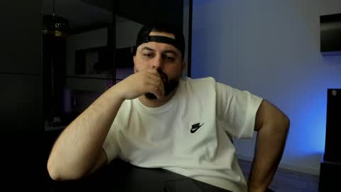 Snapshot of dravenpeak chatting on 03.23.26 DravenPeak online show from 03.23.26