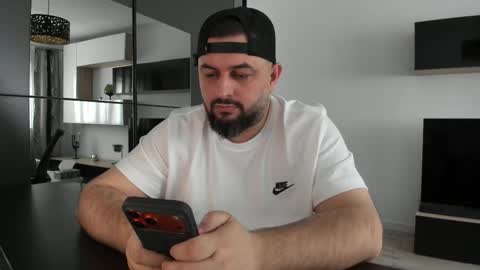 Snapshot of dravenpeak chatting on 03.31.26 DravenPeak online show from 03.31.26