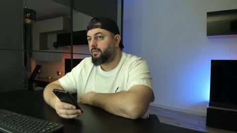 Snapshot of dravenpeak chatting on 04.06.26 DravenPeak online show from 04.06.26