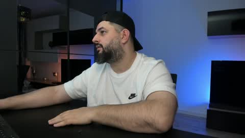 Snapshot of dravenpeak chatting on 04.09.26 DravenPeak online show from 04.09.26