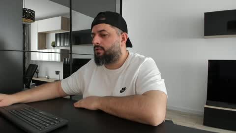 Snapshot of dravenpeak chatting on 04.13.26 DravenPeak online show from 04.13.26