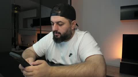 Snapshot of dravenpeak chatting on 04.14.26 DravenPeak online show from 04.14.26