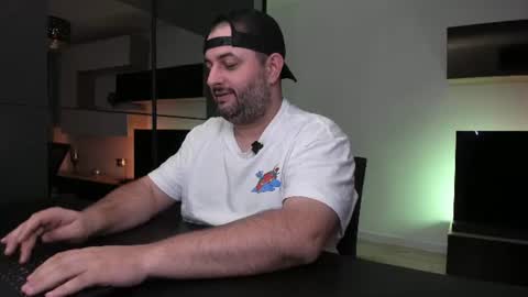 Snapshot of dravenpeak chatting on 06.18.26 DravenPeak online show from 06.18.26