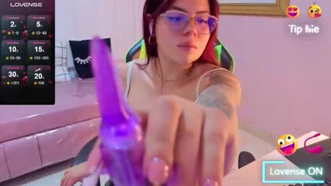 Draviana  online show from 12.16.25