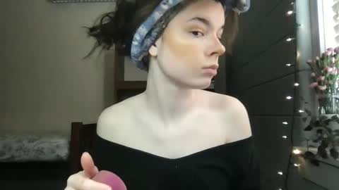 ur dream girl online show from 02.26.25