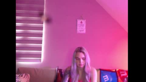 A girl online show from 02.21.26