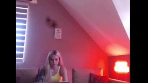 A girl online show from 06.12.26