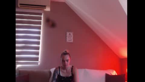 A girl online show from 06.30.26