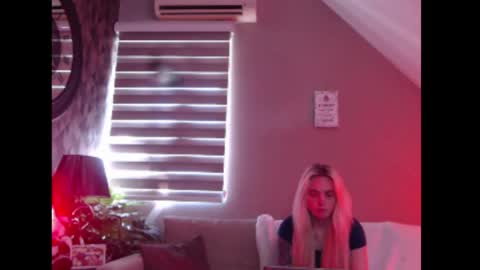 A girl online show from 07.10.26