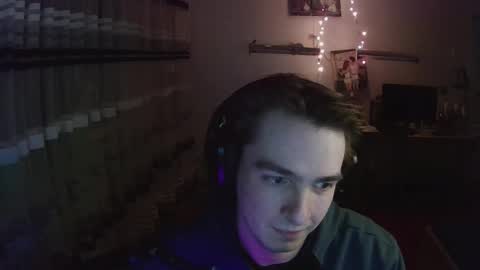 Snapshot of dreamerguy07 chatting on 02.19.26 dreamerguy07 online show from 02.19.26