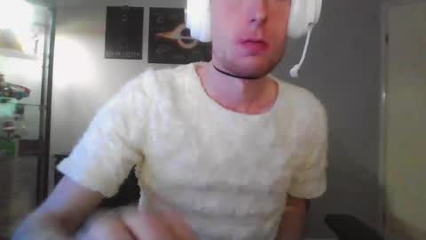 Snapshot of dreamgeezer chatting on 11.08.25 dreamgeezer online show from 11.08.25