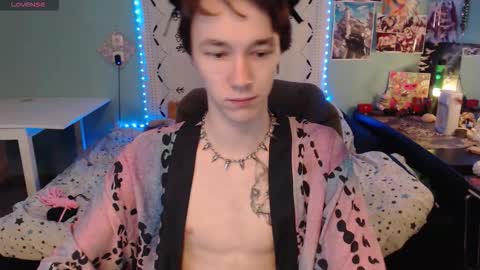 Yukichi online show from 10.13.25