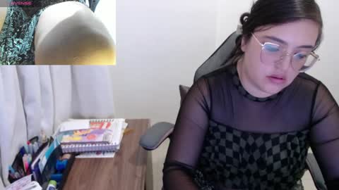 Snapshot of dreams__angel chatting on 12.18.24 Catalina online show from 12.18.24