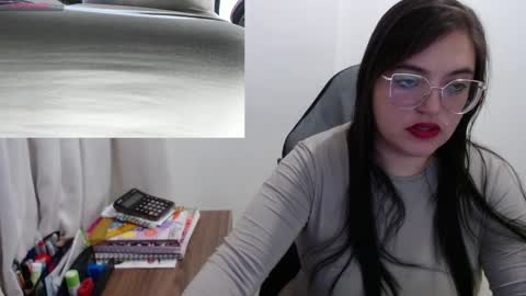 Snapshot of dreams__angel chatting on 12.24.24 Catalina online show from 12.24.24