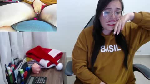 Snapshot of dreams__angel chatting on 12.26.24 Catalina online show from 12.26.24