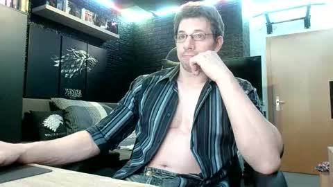 Ioannes Paulus the 2nd online show from 10.25.25