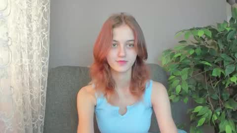 Snapshot of dreamy_pollyyy chatting on 09.15.25 dreamy_pollyyy online show from 09.15.25