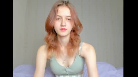 Snapshot of dreamy_pollyyy chatting on 10.01.25 dreamy_pollyyy online show from 10.01.25