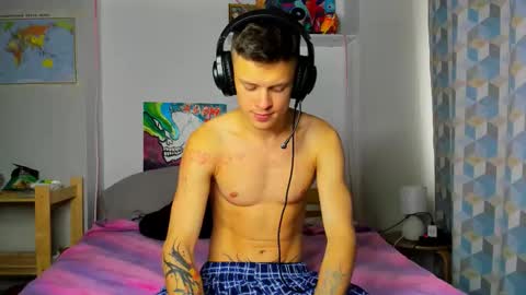 Adam Dream online show from 09.26.25