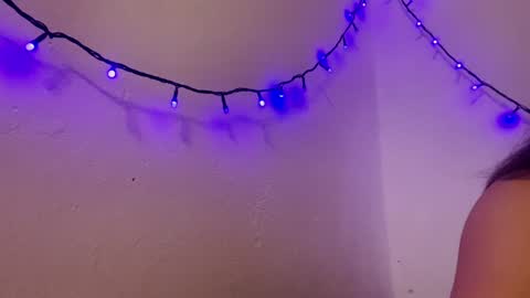 Mila online show from 12.05.24