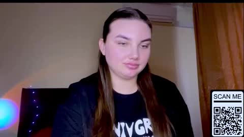 Snapshot of dreamyblushfairy chatting on 02.20.26 Mila online show from 02.20.26