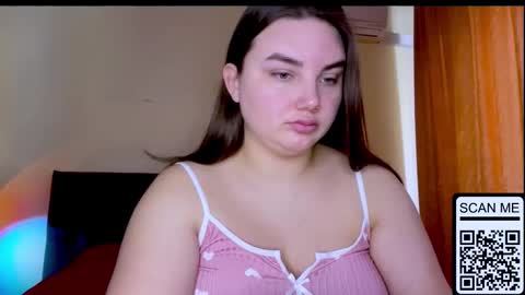 Snapshot of dreamyblushfairy chatting on 02.28.26 Mila online show from 02.28.26