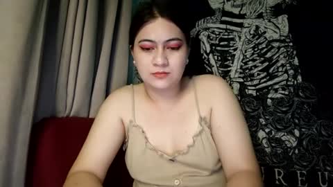 Snapshot of dreamycreamyst chatting on 03.07.25 dreamycreamyst online show from 03.07.25