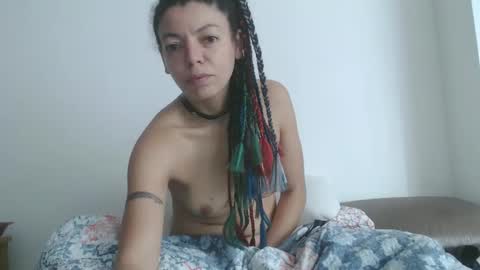 DreamyLatina online show from 11.04.25
