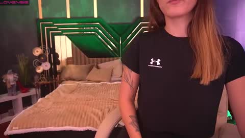 Lina online show from 12.19.24