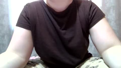 DreamyLunax online show from 02.21.26